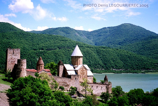 Ananuri monastery