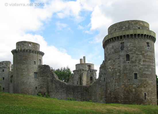 chateau hunaudaye