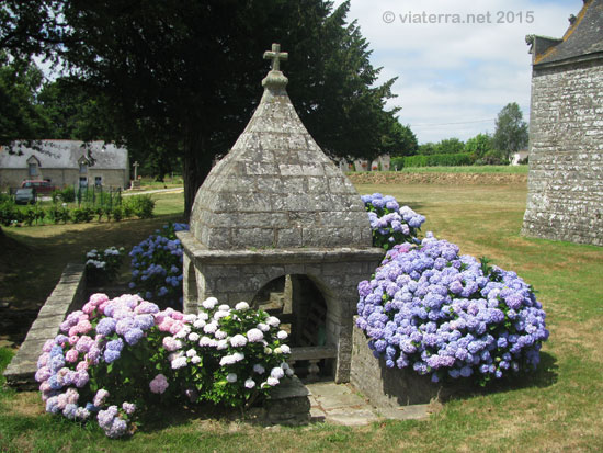 fontaine sainte anne buleon