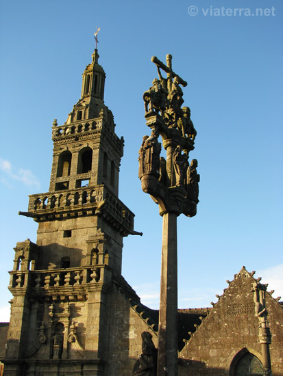 chapelle et calvaire de sainte marie du menez hom