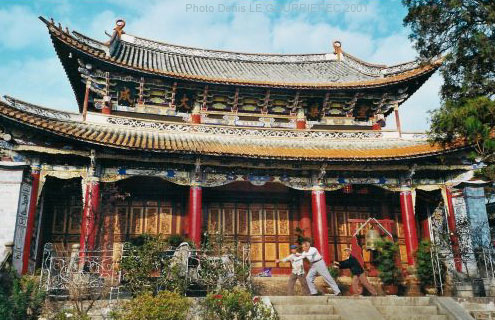 traditional buddhist temple