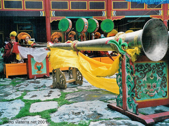 tibetan music kangding china sichuan