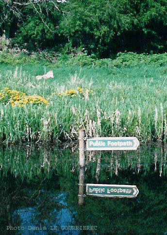 canal footpath england