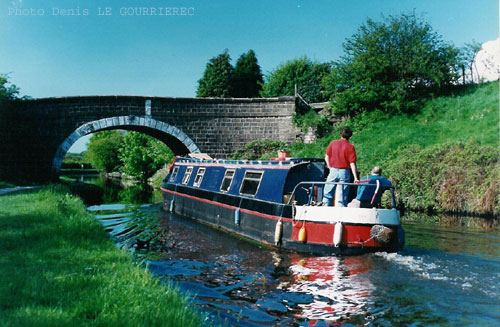 Leeds to Liverpool canal