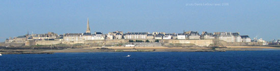 saint malo remparts panorama