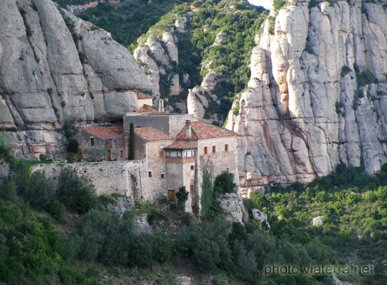 montserrat santa cova