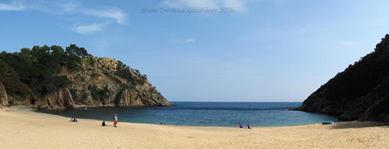 panorama cala pola catalonia costa brava