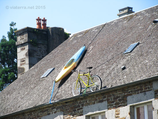 insolite velo kayak toit pontorson