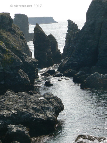 belle ile falaise pointe des poulains